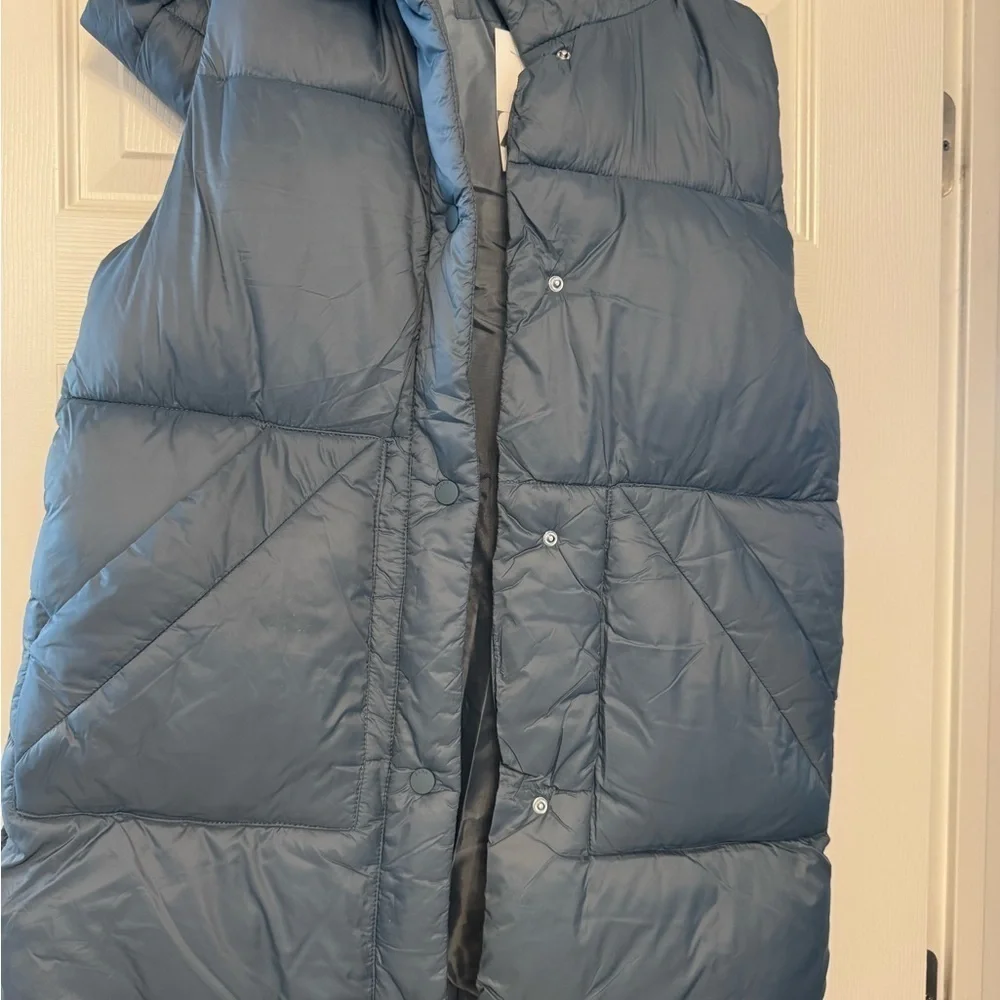 New - Zara’s girl’s vest - Picture 3 of 5
